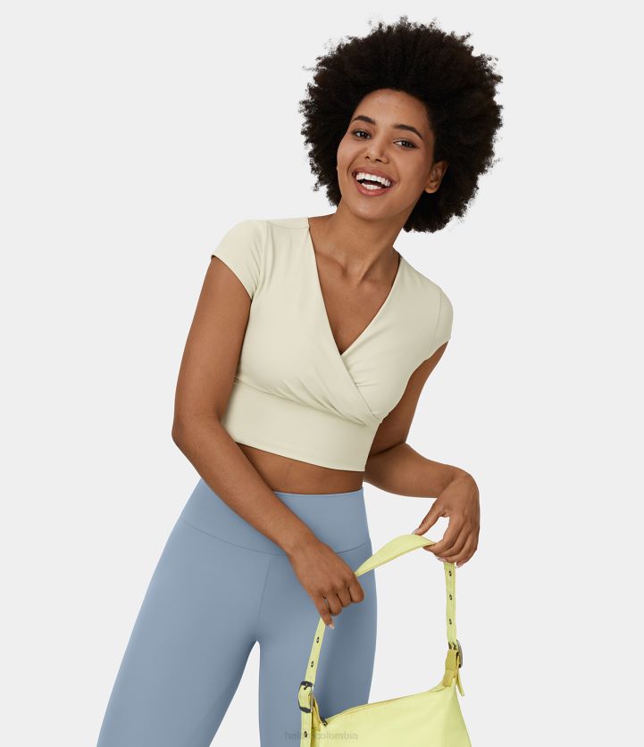 ropa activa leche de coco BBV2NZ1899 mujer Halara Top deportivo de yoga recortado con cuello en V