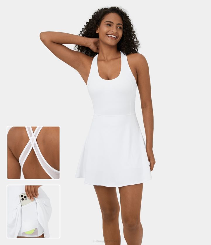 ropa activa blanco BBV2NZ889 mujer Halara Softlyzero minivestido activo de tenis con bolsillo 2 en 1, aireado, sin espalda, entrecruzado y de malla en contraste